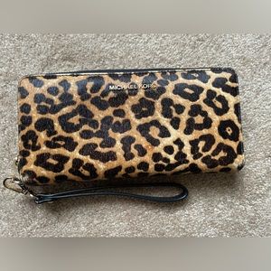 Micheal Kors Wallet